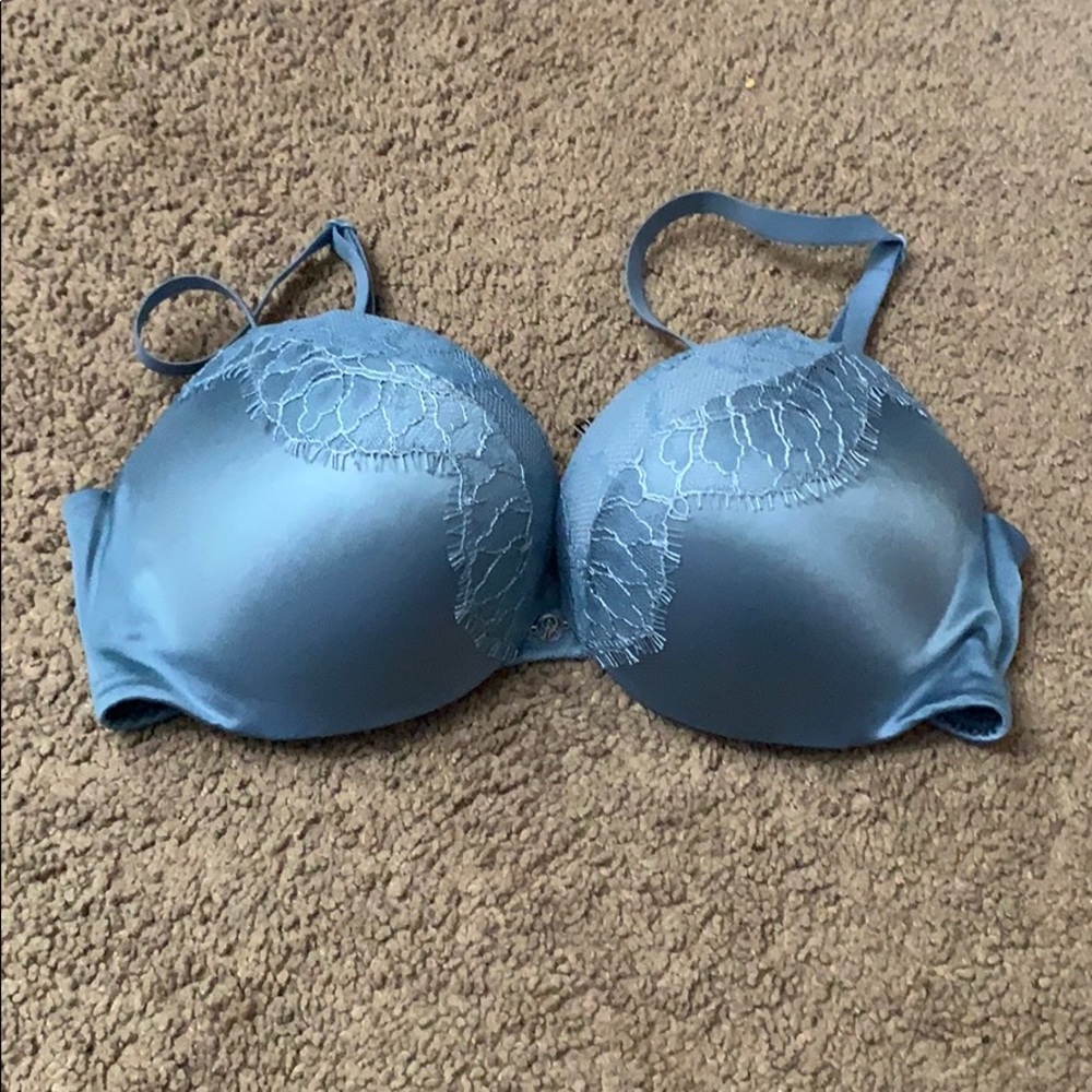 Victoria Secret Obsessed bra